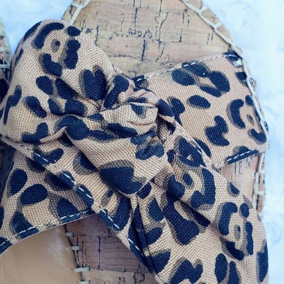 Nine West size 6m Cheetah Print slide on sandals - Picture 3 of 8